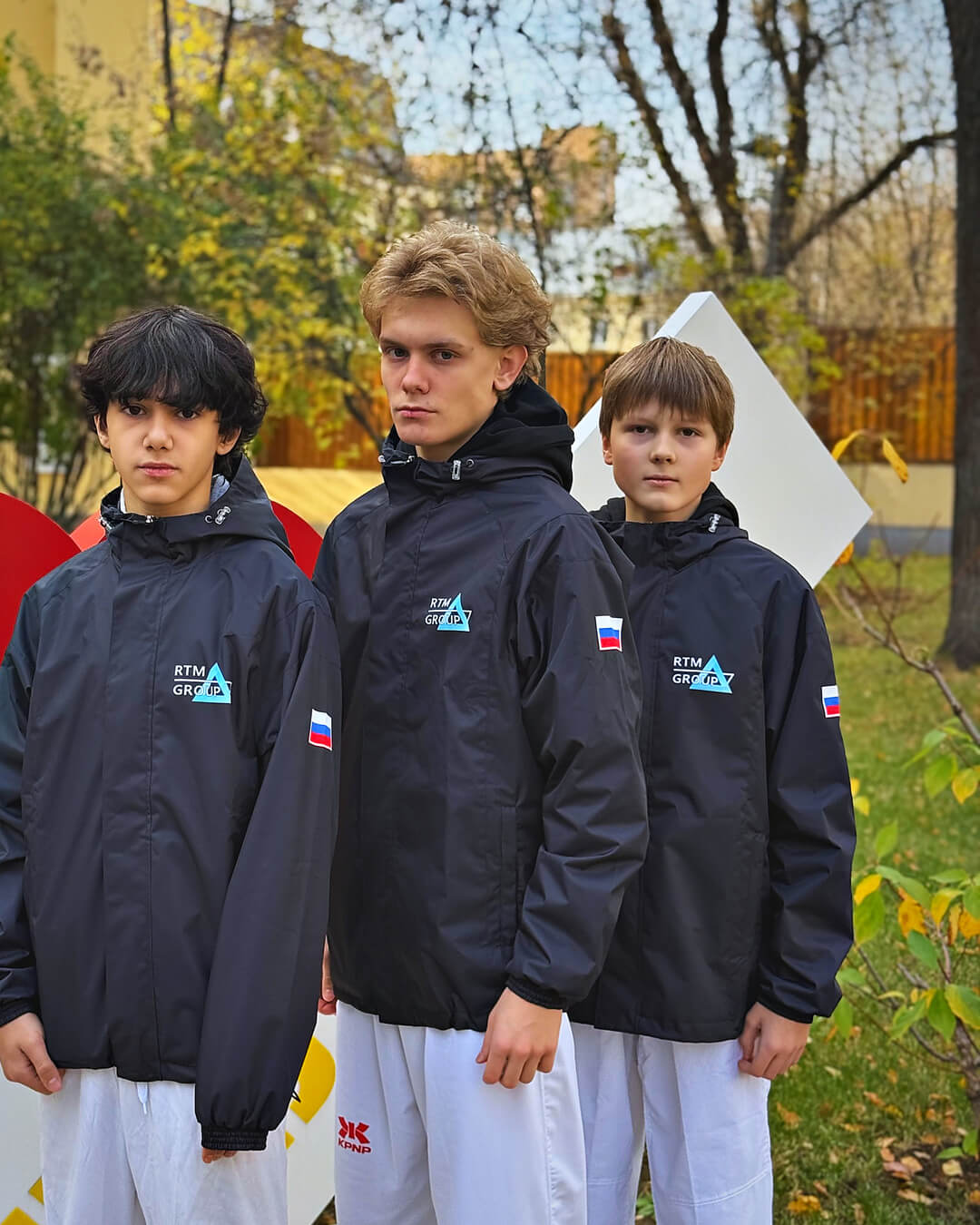 Спортсмены школы тхэквондо Challenger в куртках RTM Group